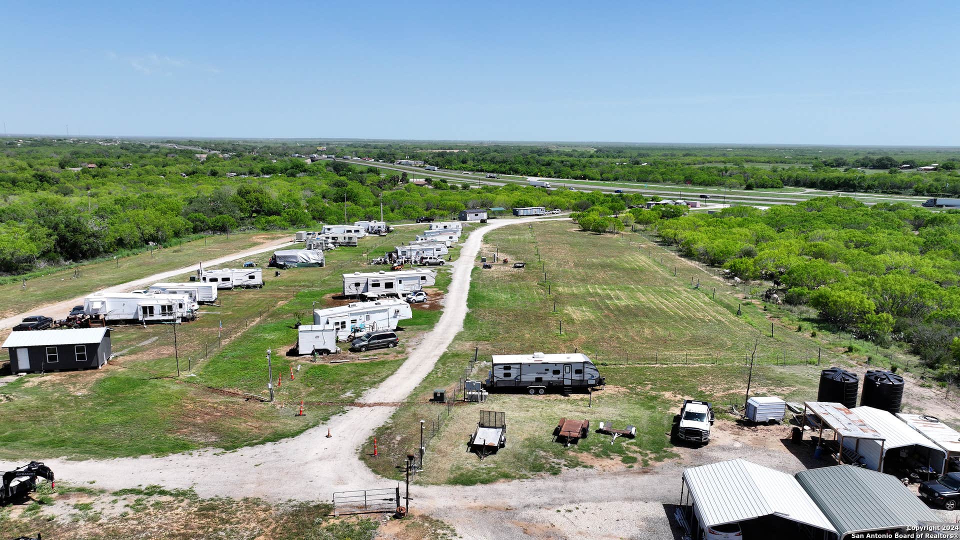 Camper submitted image from Lonestar Landing Rv Park - 2