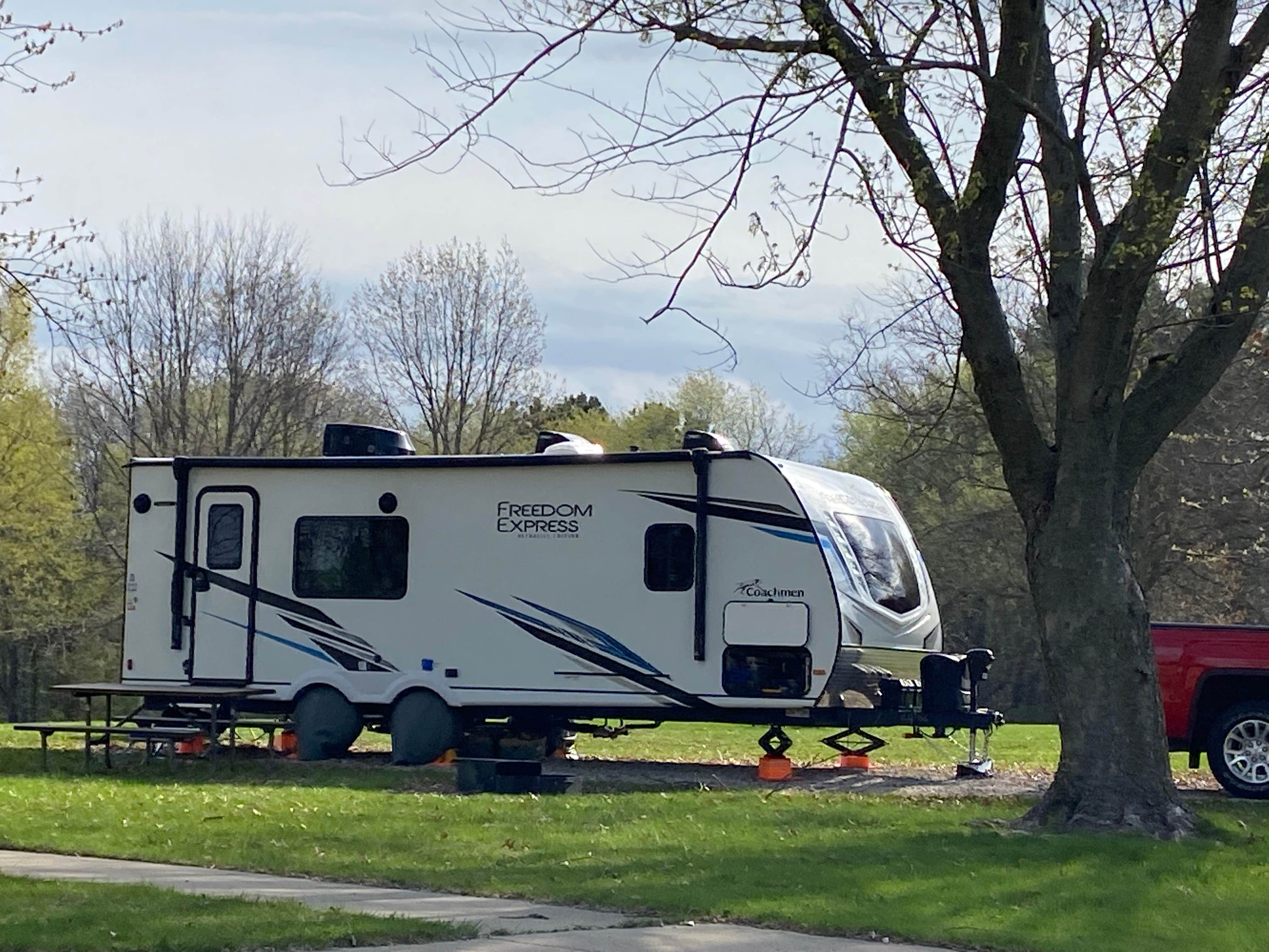 Camping near Hennepin Canal Lock 11: Johnson Sauk Trail State Park, Mineral, Illinois