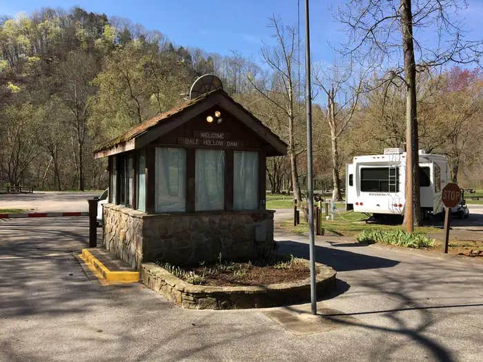 Camper submitted image from Dale Hollow Damsite - 1