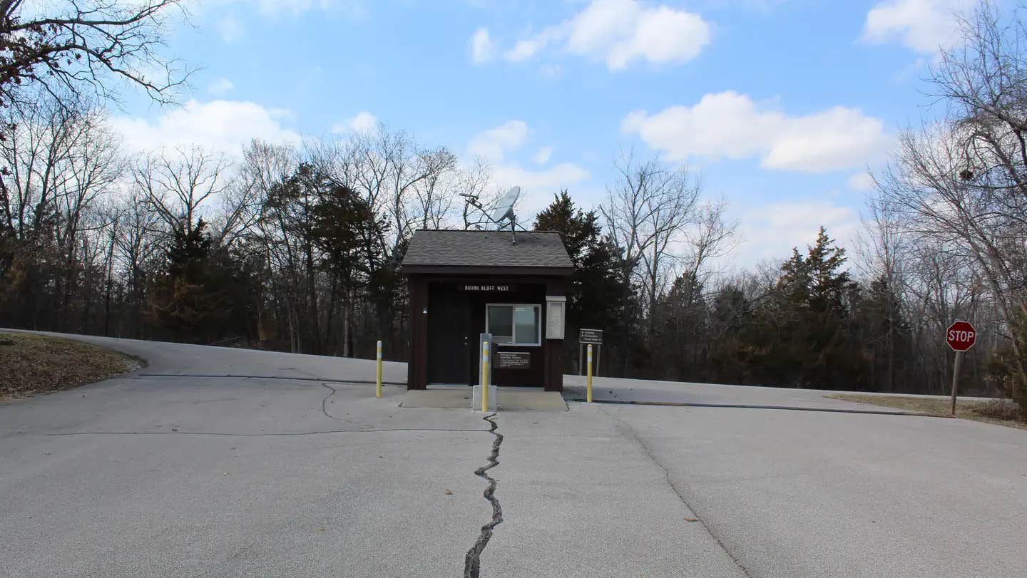 Camper submitted image from COE Stockton Lake Ruark Bluff West - 1