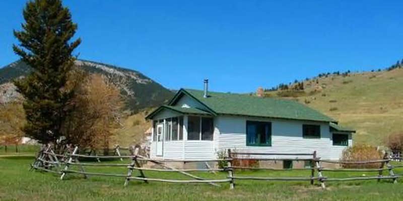 Camper submitted image from Meyers Creek Cabin