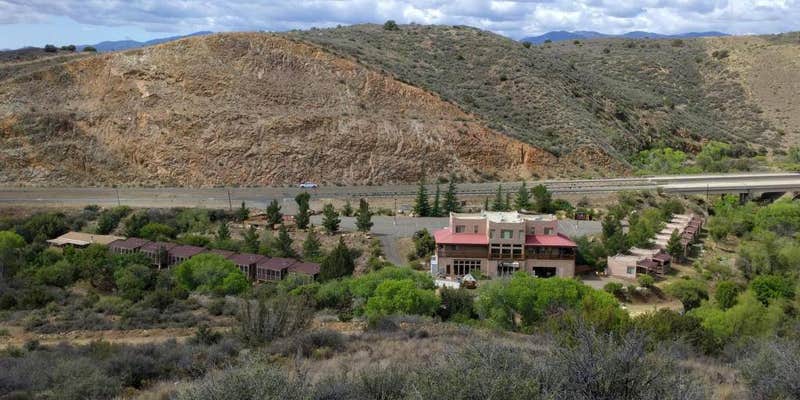 Camper submitted image from Creekside Lodge and Cabins