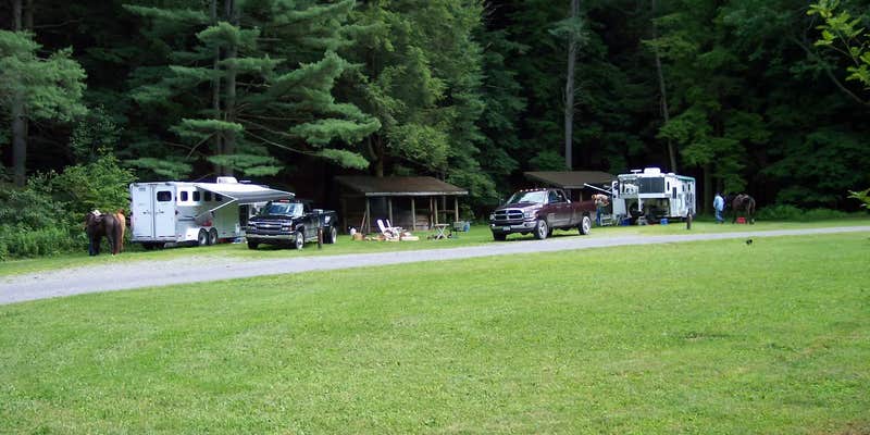 Camper submitted image from Kelly Pines Campground