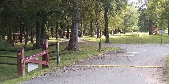 Camper submitted image from Notrebes Bend Park