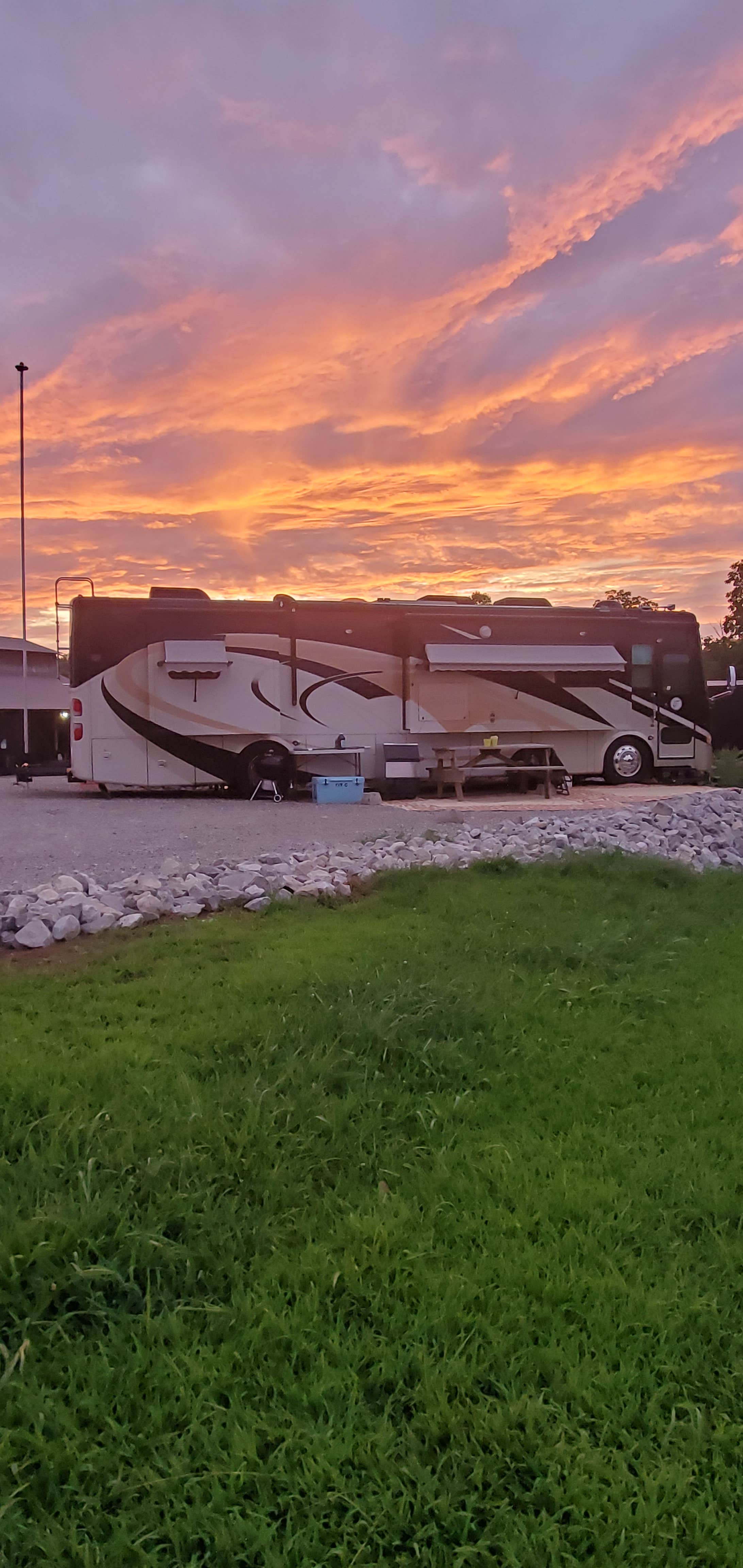 Camping near Tuscarora Glade: Hidden Cave Ranch Campground, Burkesville, Kentucky