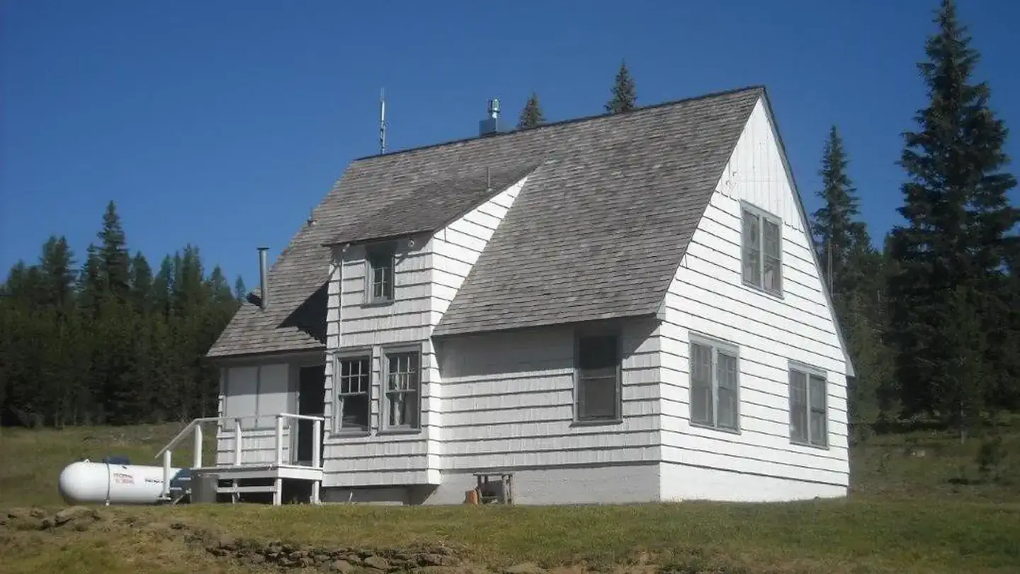 Camping near Bezona: Clearwater Big House, Pomeroy, Washington