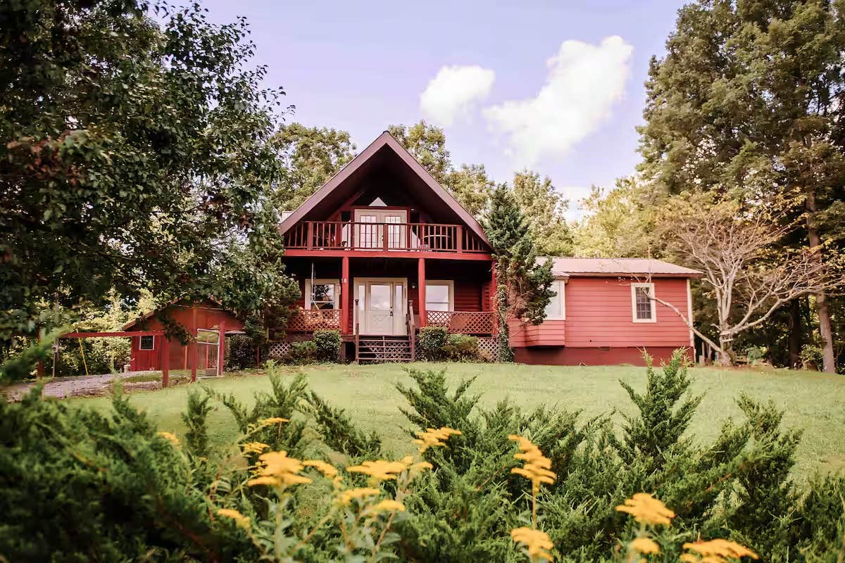 Camper submitted image from Amazing Cabin | Close to Brimstone, Mountain Views - 1