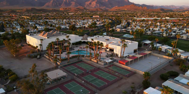 Camper submitted image from Gold Canyon 55+ RV & Golf Resort