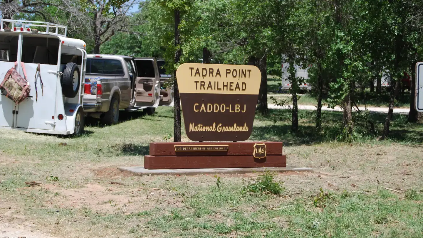 Camping near Sunset RV Park: Tadra Point, Alvord, Texas