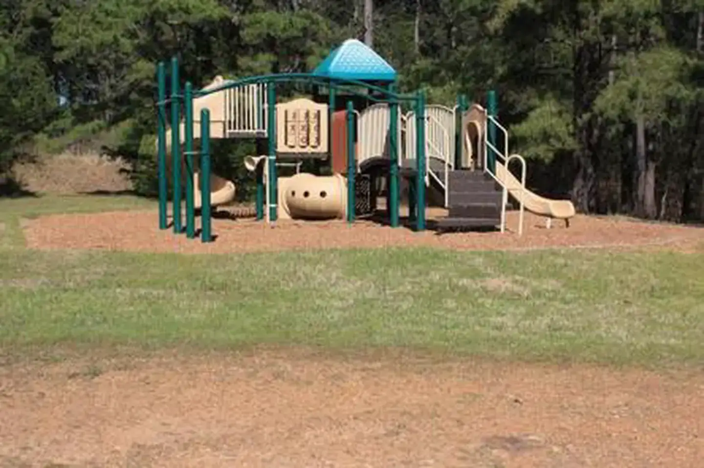 Camper-submitted photo at COE Greers Ferry Lake Old Highway 25 Campground near Batesville, AR