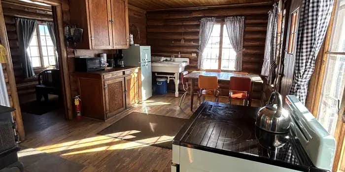 Camper submitted image from Muddy Guard Cabin