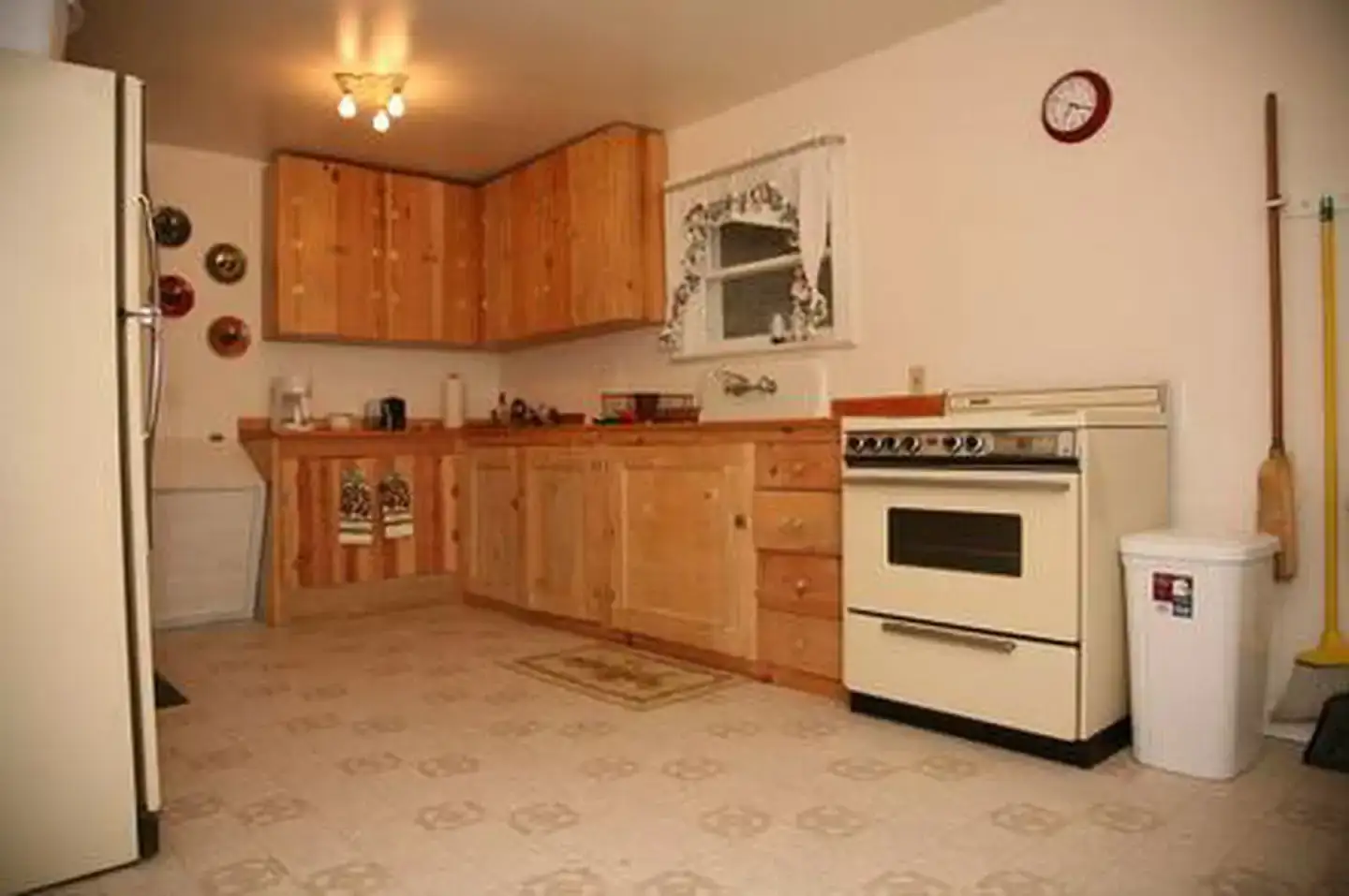 Camper-submitted photo at Caretakers Cabin near Ukiah, OR