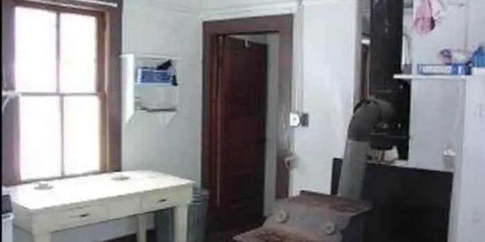 Camper submitted image from Whitetail Cabin