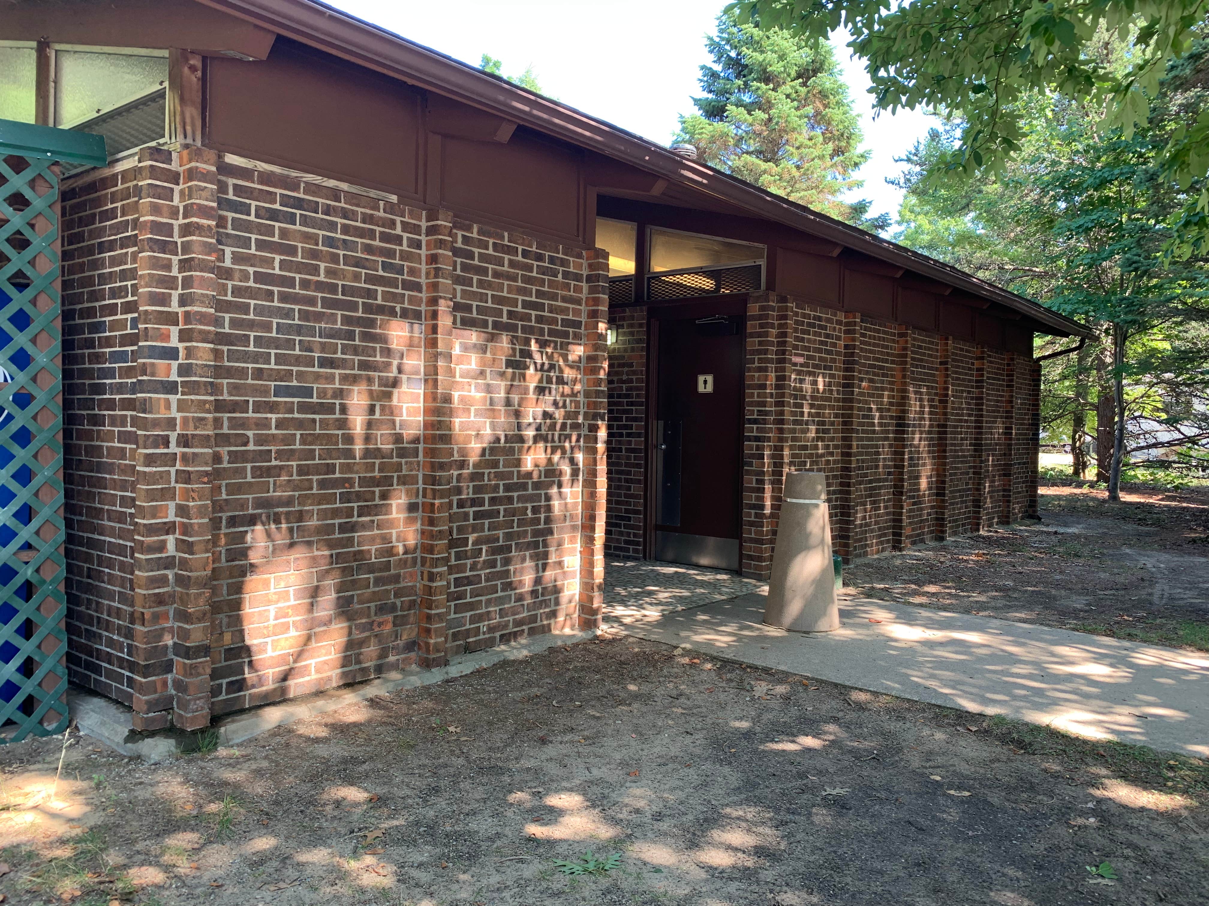 Camping near Wooded Trails: Van Buren State Park Campground, Covert, Michigan