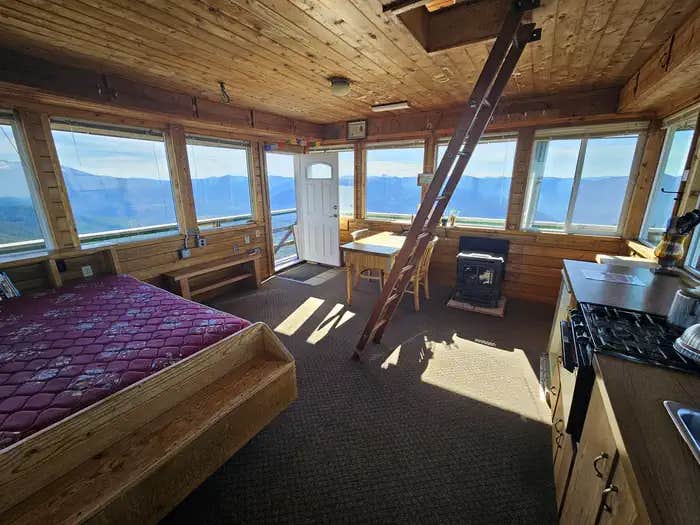 Camper submitted image from Warner Mountain Lookout - 1