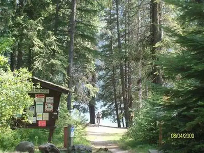 Camping near East Sullivan: Noisy Creek, Metaline Falls, Washington