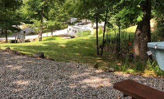 Camping near Cherokee Rock Village: Little River RV Park and Campground, Fort Payne, Alabama
