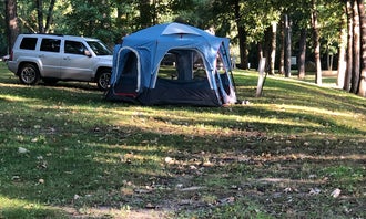 Camping near Off Shore RV Park: Blanding Landing, Bellevue, Illinois