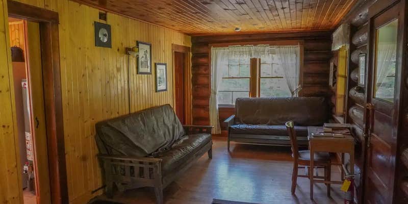 Camper submitted image from Magruder Rangers House