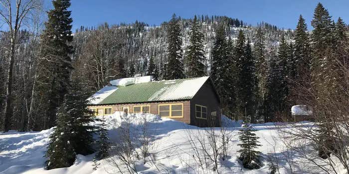 Camper submitted image from Anna Creek Cabin