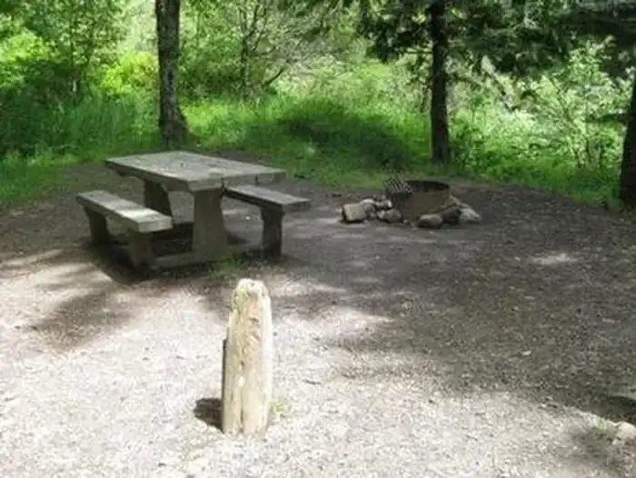 Camping near Indian Henry - TEMPORARILY CLOSED DUE TO FIRE DAMAGE: Mount Hood National Forest Lockaby Campground - TEMP CLOSED DUE TO FIRE DAMAGE, Estacada, Oregon