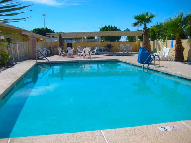 Camper submitted image from Encore Desert Paradise - 2