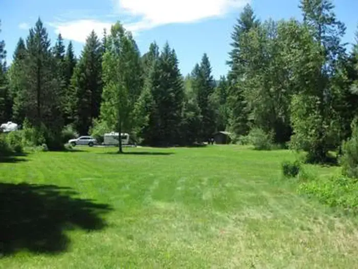 Camping near Peters Creek: Swan Lake Campground, Bigfork, Montana