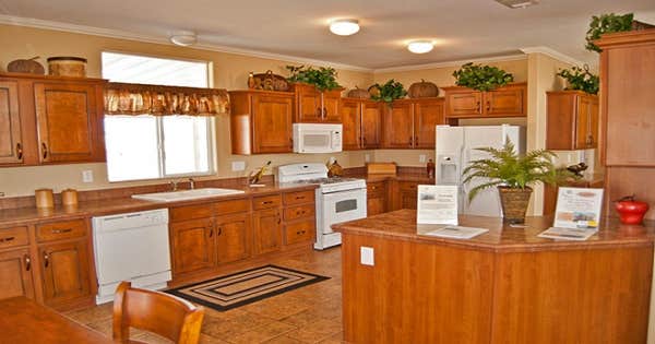 Voyager RV Resort & Hotel