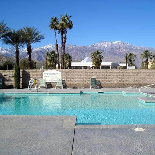 Camper submitted image from Encore Palm Springs Oasis - 2