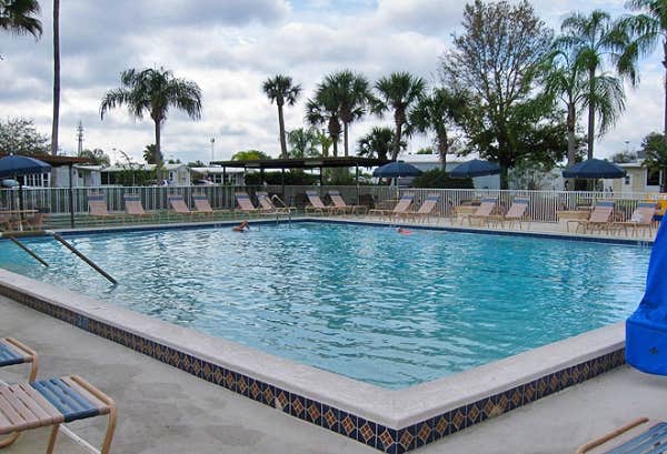 Camper submitted image from Encore Harbor Lakes - 5