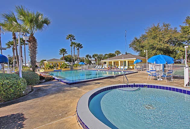 Encore Lake Magic Camping | Davenport, Florida