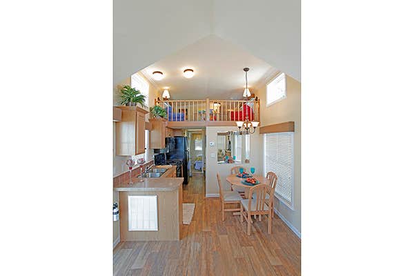 Encore Lake Magic Camping | Davenport, Florida