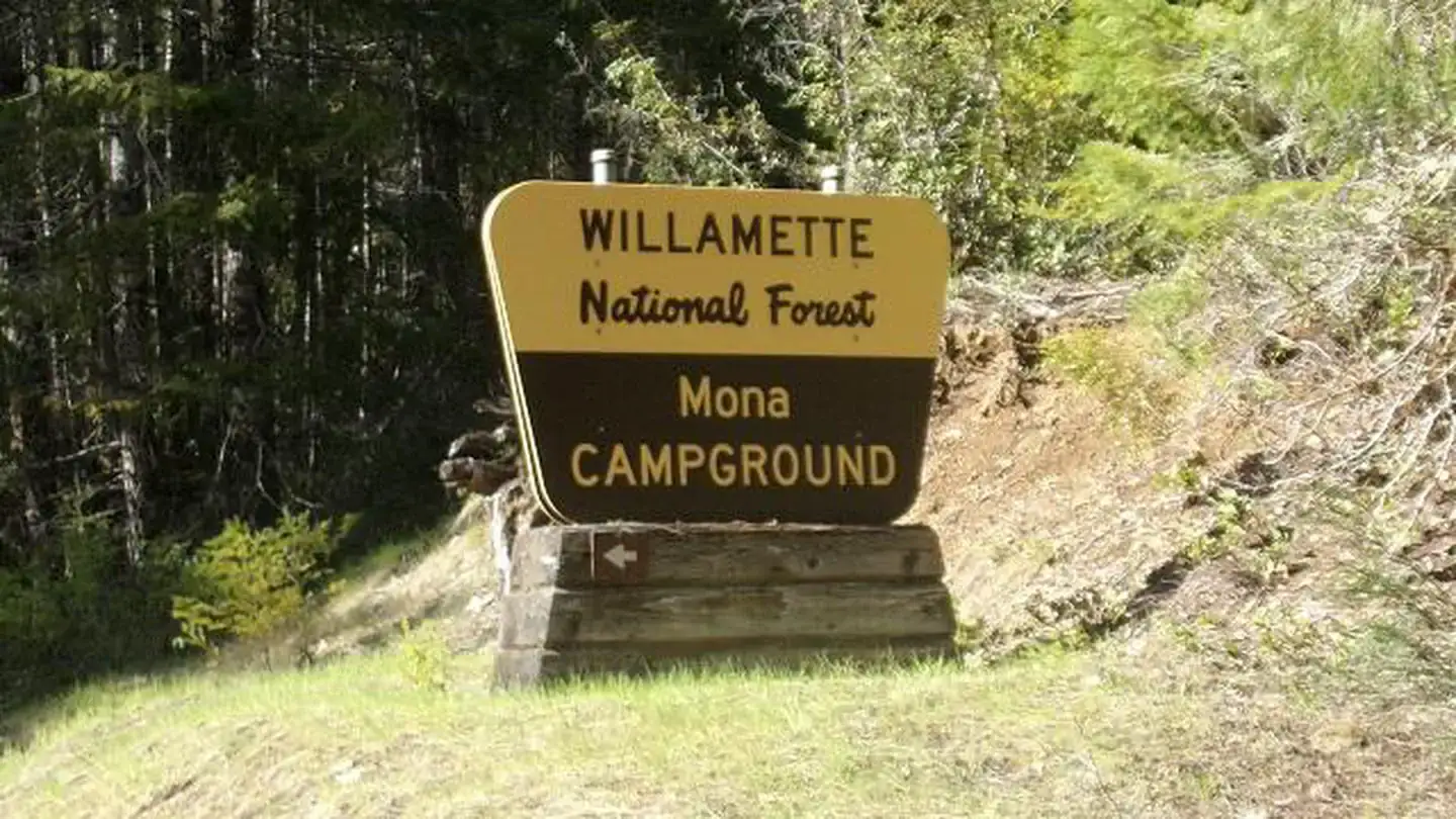 Camping near Delta: Mona Campground, Blue River, Oregon