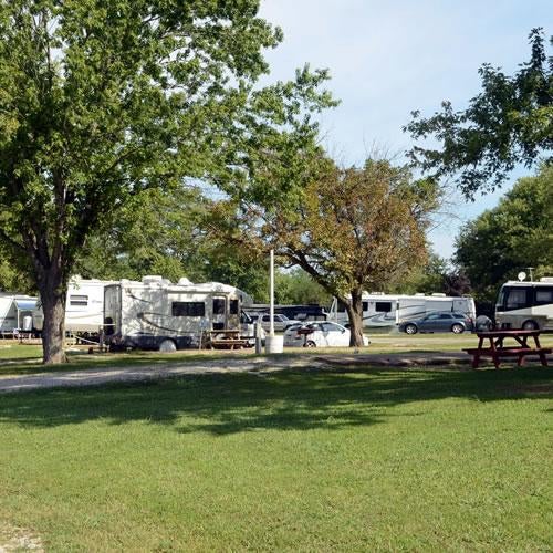Camper submitted image from Thousand Trails Diamond Caverns RV & Golf Resort - 3