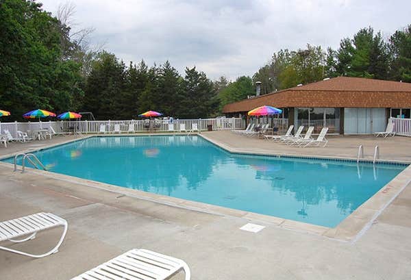 Camping near Lakeport State Park Campground: Thousand Trails St. Clair, St. Clair, Michigan