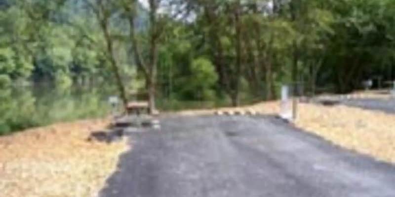 Camper submitted image from Trace Branch - Buckhorn Lake