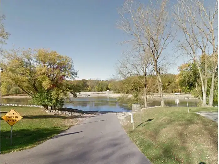 Camping near Linder Point Campground: Tailwater East Campground, Coralville, Iowa