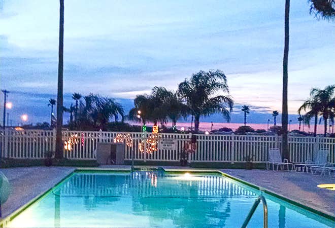 Camper submitted image from Encore Tropic Winds - 2