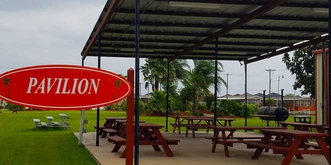 Camper submitted image from Encore Tropic Winds