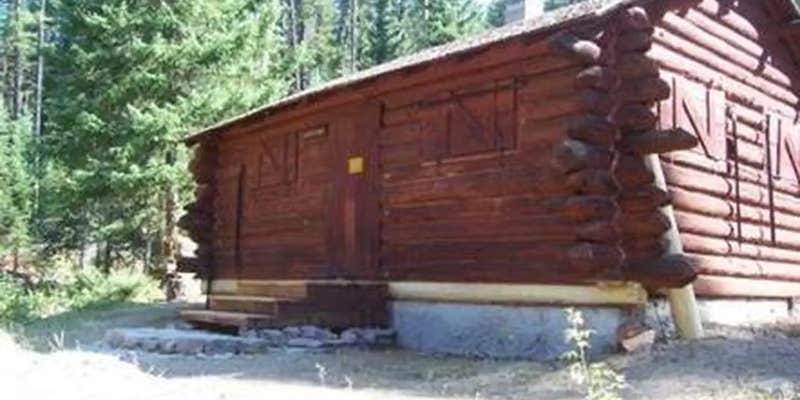 Camper submitted image from Silvertip Cabin