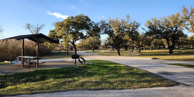 Camper submitted image from Live Oak Ridge