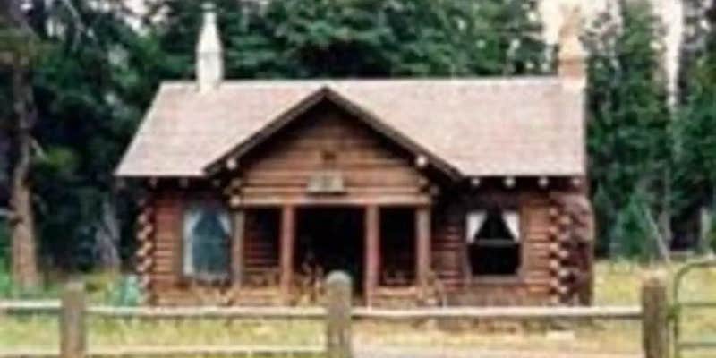 Camper submitted image from Peavy Cabin