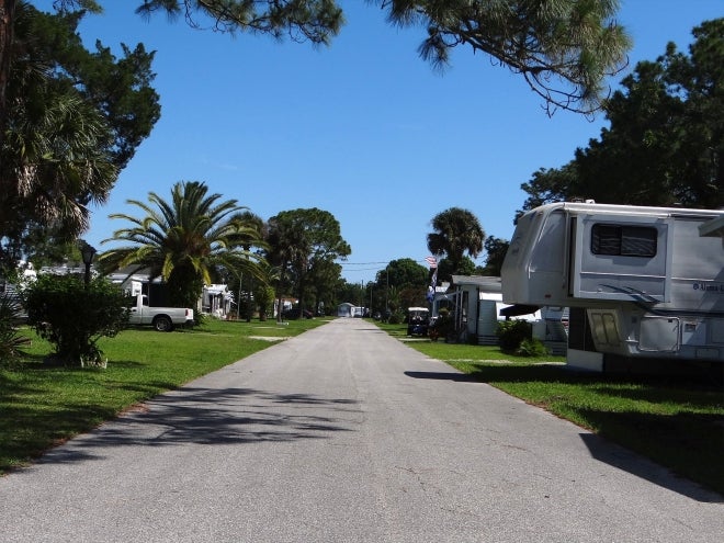Camper submitted image from Encore Rose Bay - 5