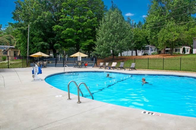 Camper submitted image from Scenic RV Park - 2
