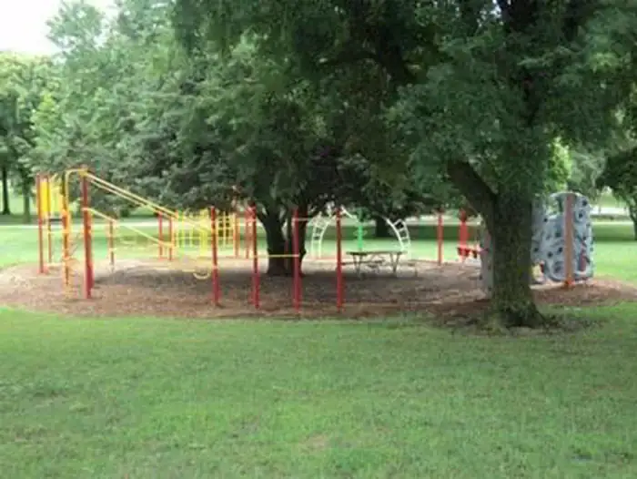 Camping near Eisenhower State Park Campground: Wolf Creek (KS), Vassar, Kansas