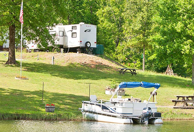 Camper submitted image from Thousand Trails Natchez Trace - 5
