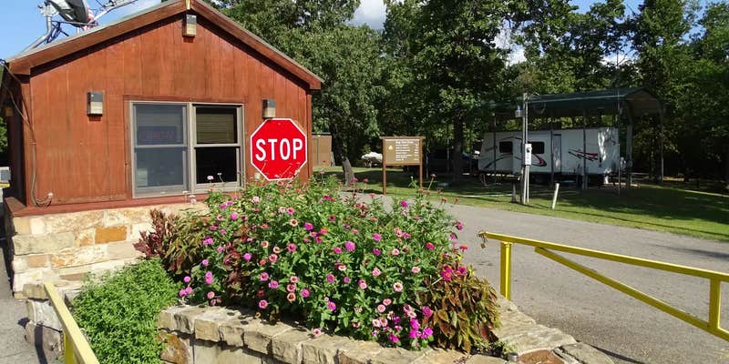 Camper submitted image from Pat Mayse West