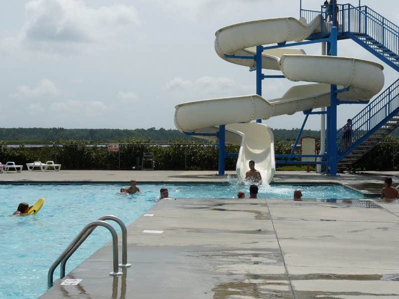 Marshallberg photo 3