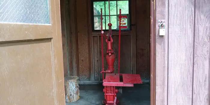 Camper submitted image from Deer Park Cabin