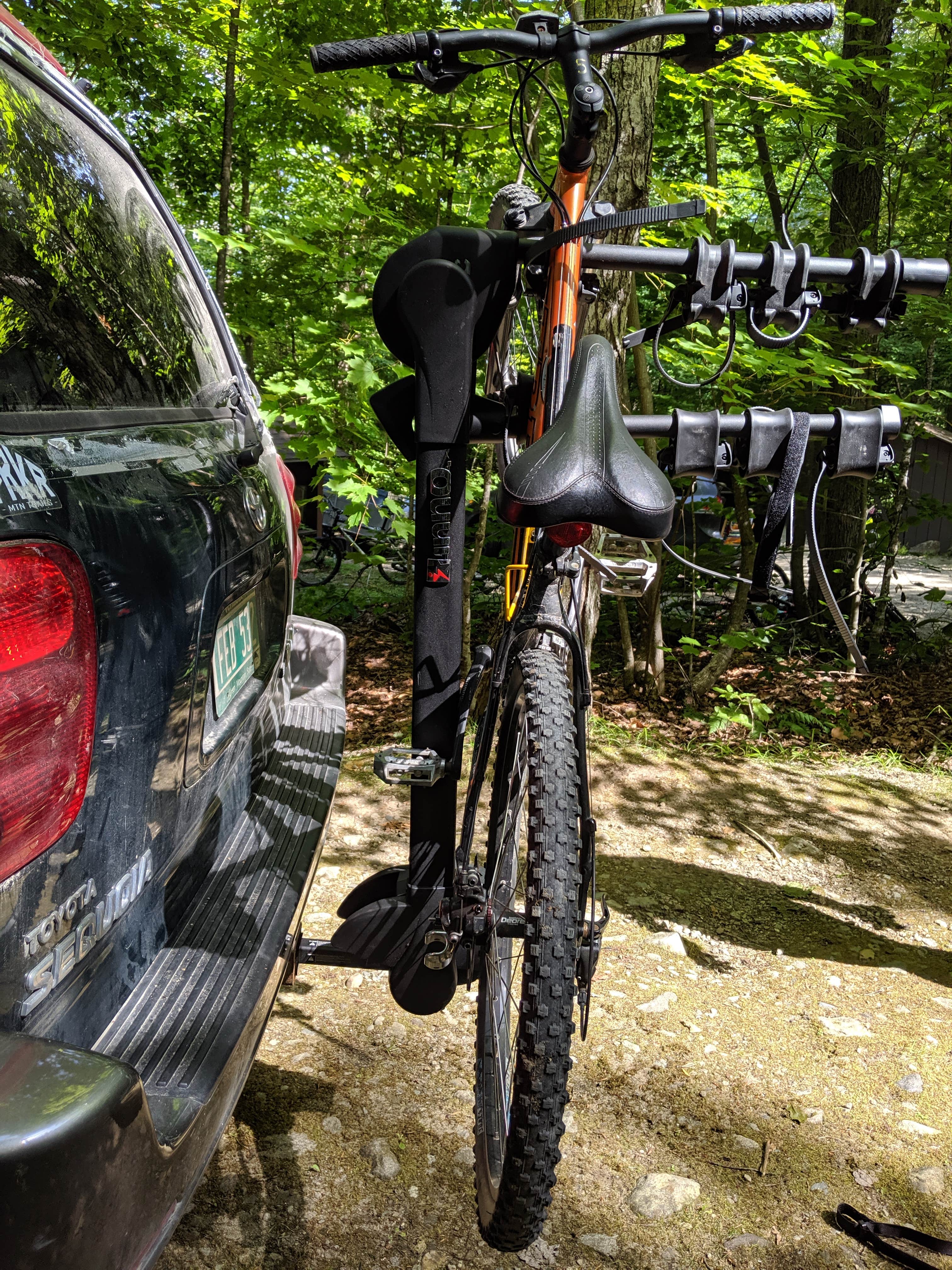 Side view of INH540 Vertical Hang Bike Rack